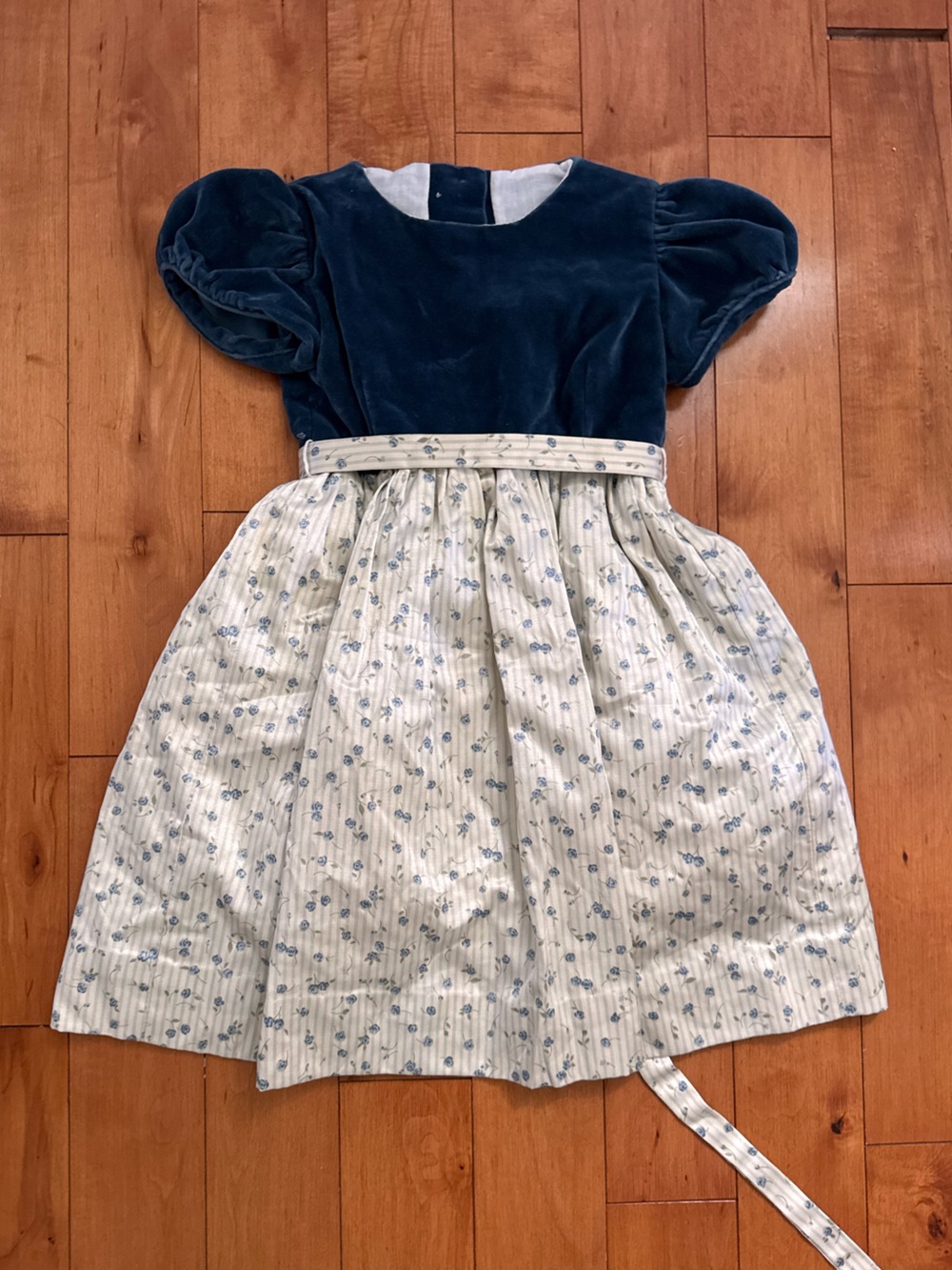 Toddler Girls Vintage Velvet Party Dress